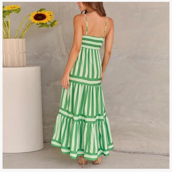 NWOT TRURENDI Maxi Dress - Picture 3 of 8